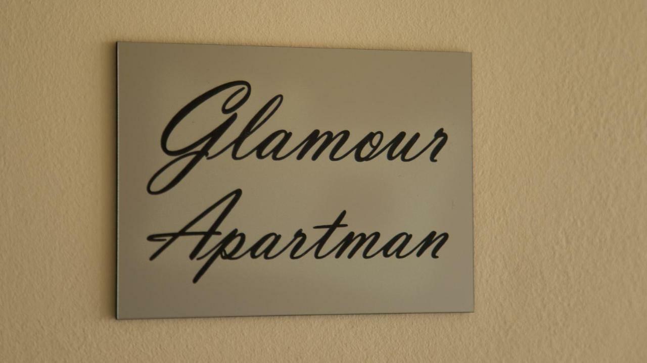 Glamour Apartman Eğri Dış mekan fotoğraf